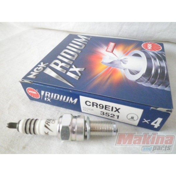 Air / Oil Filter and Iridium Spark Plugs 04 to 05 Service Kit Suzuki GSXR750 