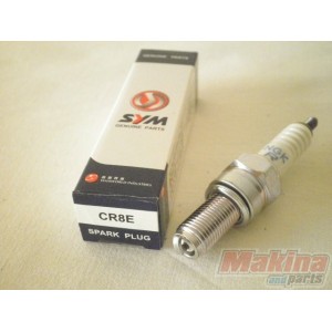 CR8E NGK Spark Plug CR8E SYM GTS-250 Citycom-300 MaxSym-400
