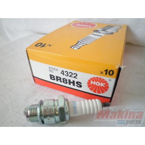 BR8HS NGK Spark Plug fits YAMAHA  YN100 Neos Ovetto 100cc 11/99->03 4322 New! 